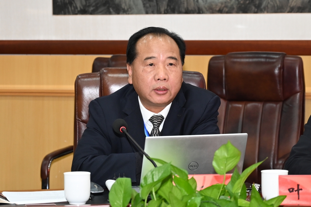 省教育评估中心副主任张新民代表云鼎4118网站正式版教育厅讲话